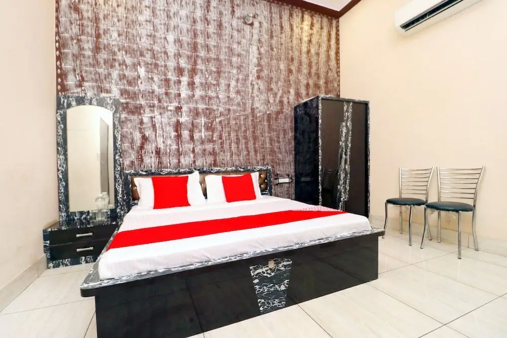 Бивани: OYO 43293 Hotel Pushp Vatika