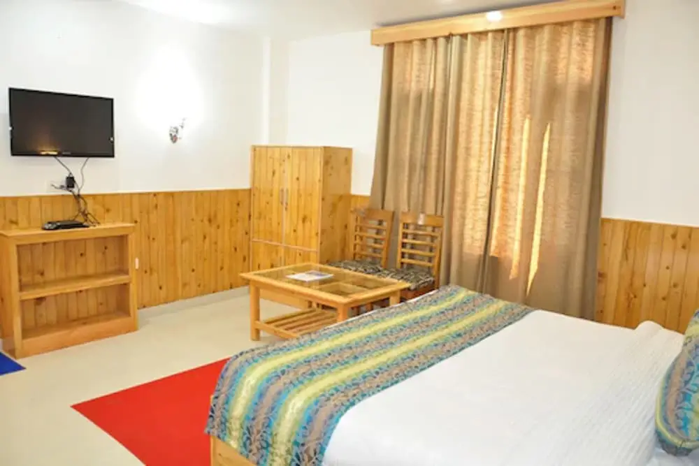 Наггар: Hotel Aman Palace Kasol