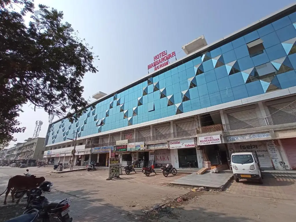 Hotel Mansarovar — фото 1