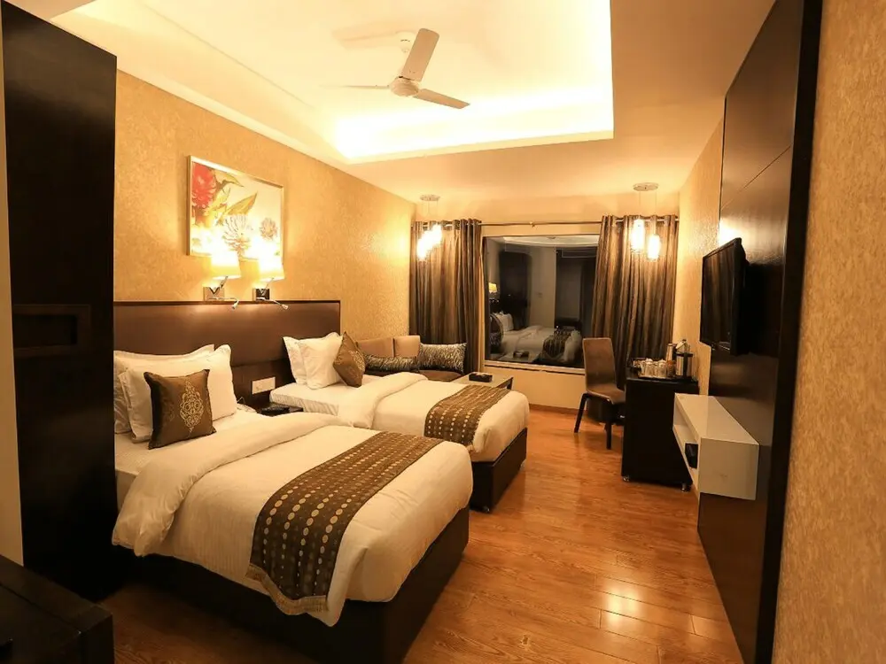 Лохар Пайпалья: Nandan Kanan-M Square Hotels and Resorts