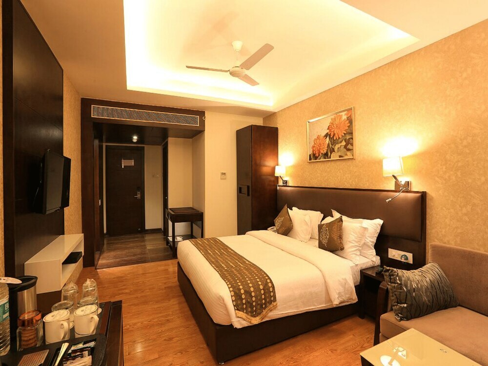 Лохар Пайпалья: Nandan Kanan-M Square Hotels and Resorts