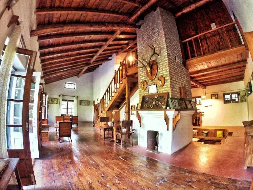 Наинитал: Fredy's Bungalow