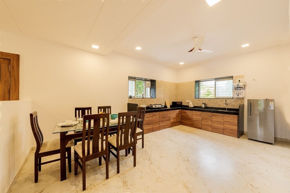 Пирангут: CosmicStays Casa Ivory Pool Villa Mulshi