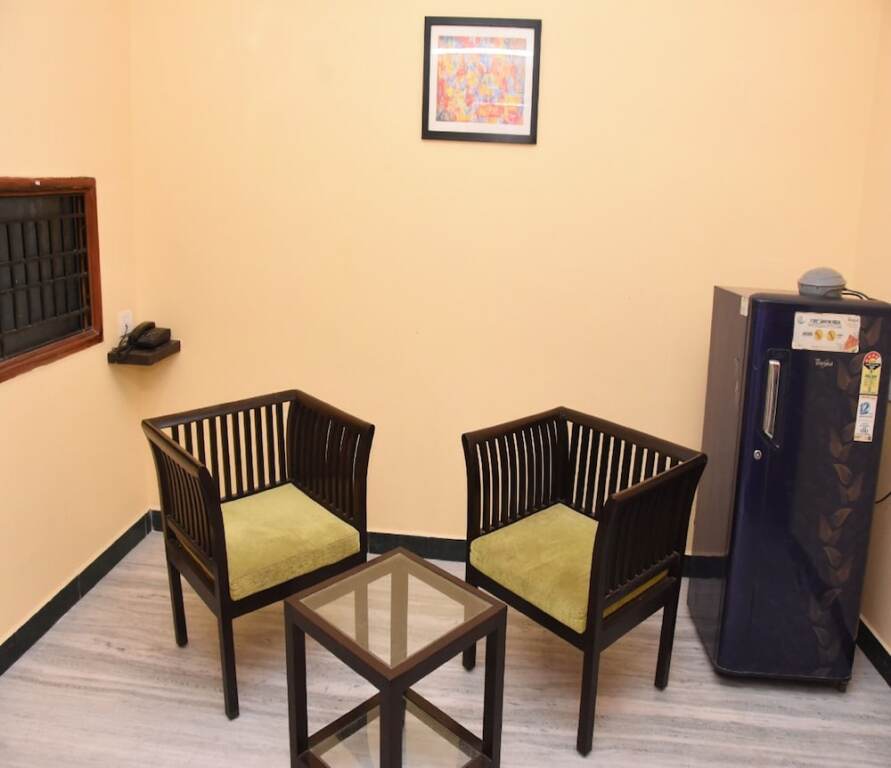 Ченнаи: Aishwaryam Deshna Service Apartment