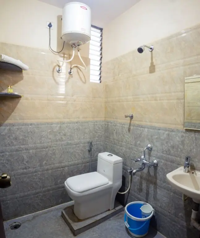 Бангалор: iROOMZ DMS Suites