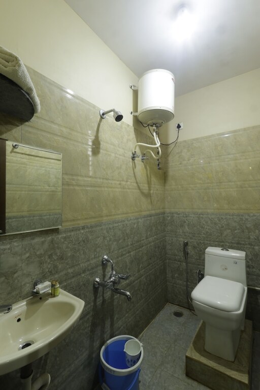 Бангалор: iROOMZ DMS Suites