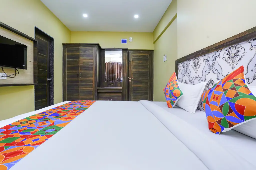 Тхане: Fabhotel Bhiwandi Palace