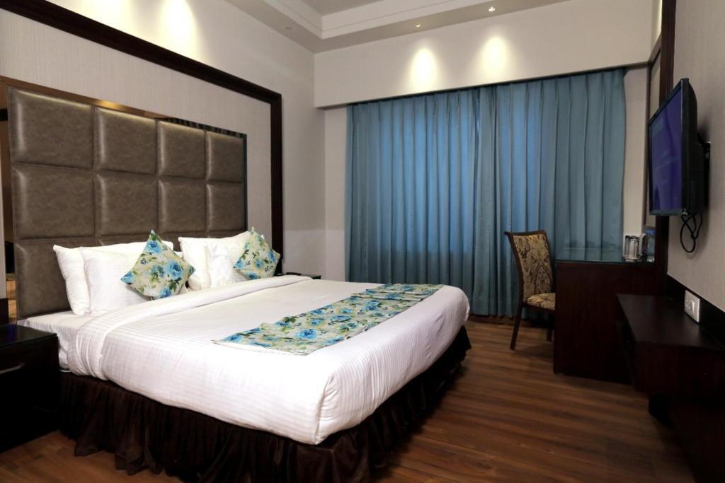 Лудхиана: The Stella Hotel & Resort