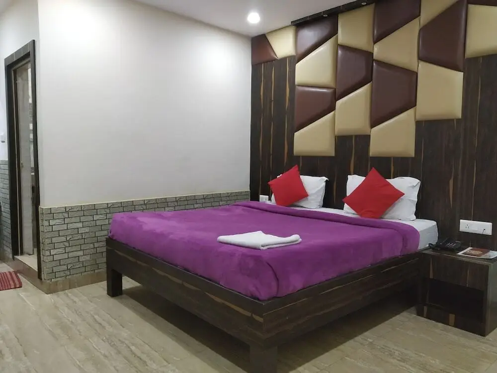 Тезпур: Aditya's Hotel Bikram