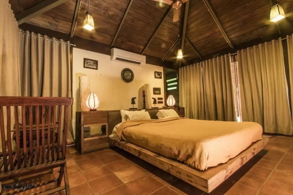 Сазан: The Lodge Gir