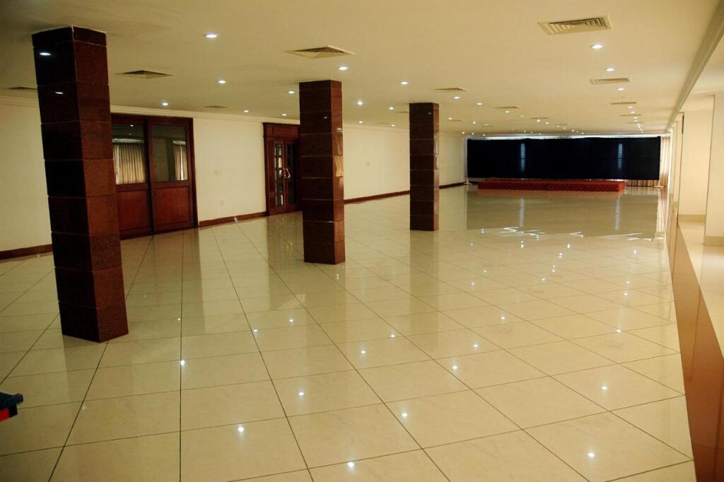 Мурудешвара: RNS Residency Sea View