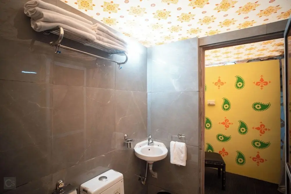 Гарудешвар: The Royal Heritage Tent Resort - Statue Of Unity