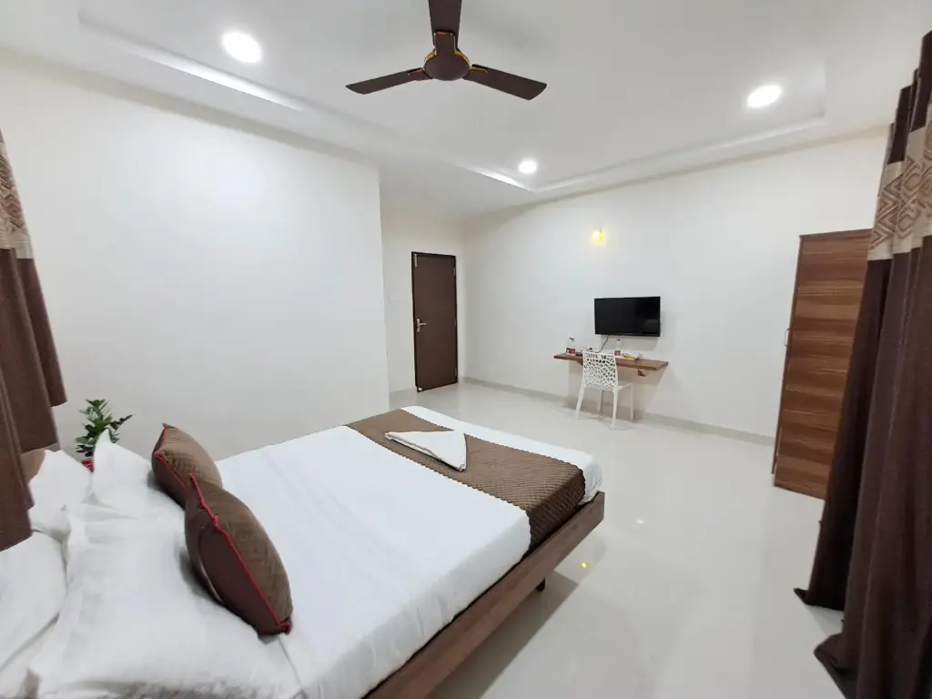 Хидерабад: Nirmalvilla corporate Hotel