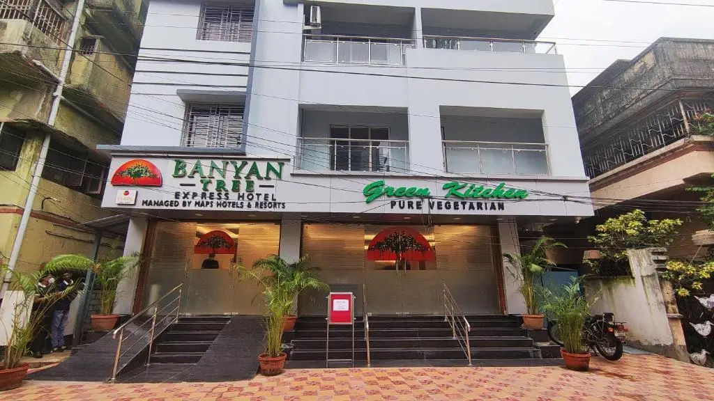 Banyan Tree Express Hotel — фото 1