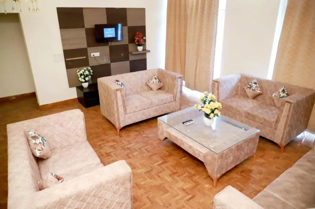 Нью-Дели: 2Bhk Fortune Home,E28 1A Saket Near Max Hospital,Pvr
