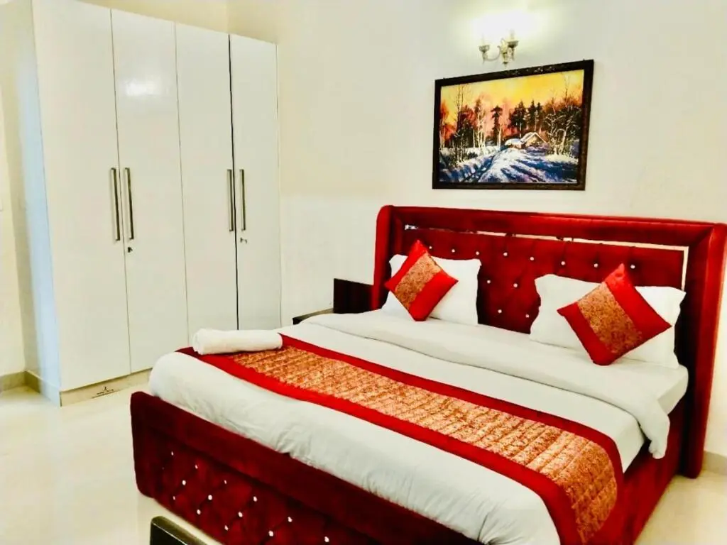 Нью-Дели: 2bhk Fortune Home,E28 2a Saket Near Max Hospital,Pvr