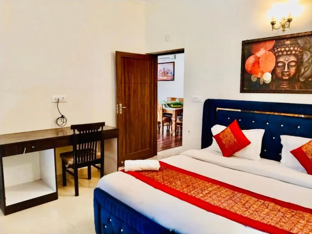 Нью-Дели: 2bhk Fortune Home,E28 2a Saket Near Max Hospital,Pvr