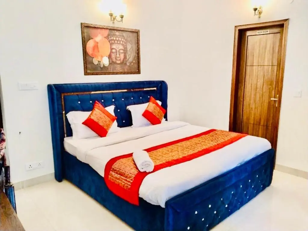 Нью-Дели: 2bhk Fortune Home,E28 2a Saket Near Max Hospital,Pvr