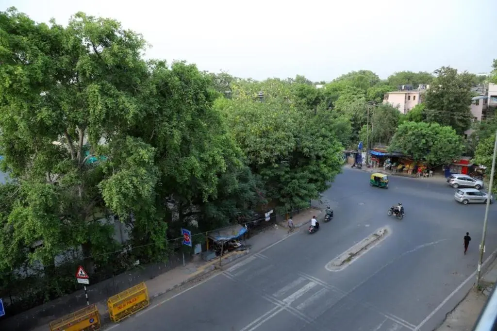 Нью-Дели: 3bhk Fortune Homej-215 Saket Near Max Hospital,Dlf