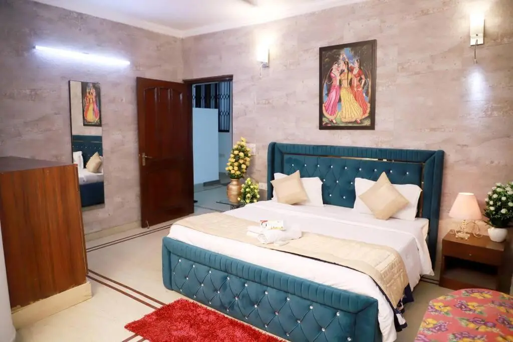 Нью-Дели: 3Bhk Fortune HomeD-198 Saket Near Max Hospital,PVR