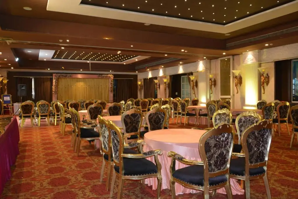Райпур: Tgn Suites - Hotel