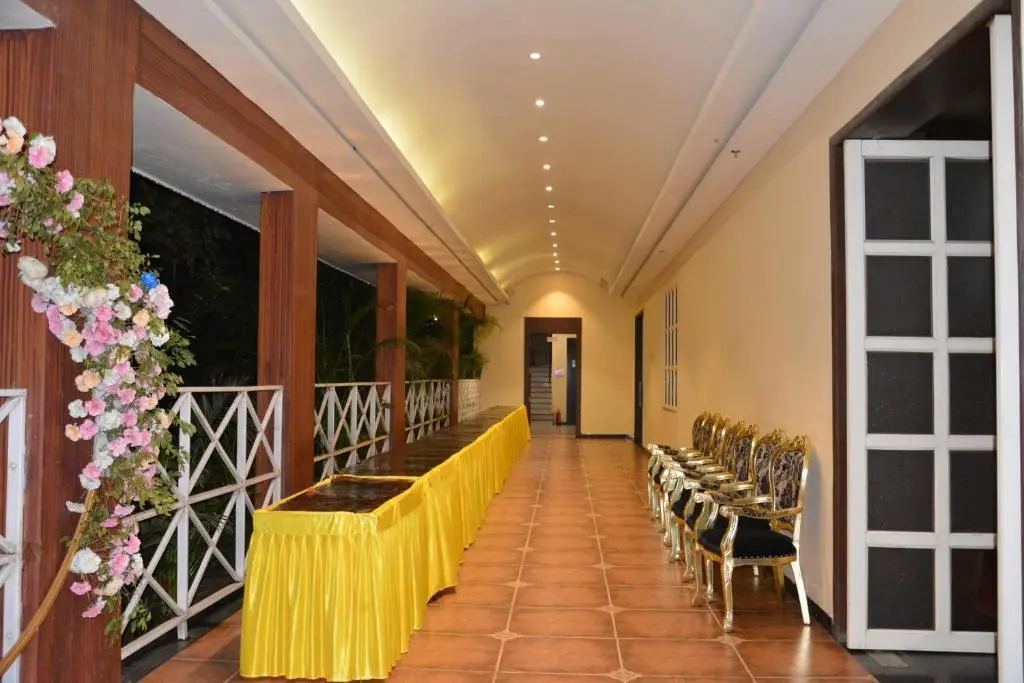 Райпур: Tgn Suites - Hotel