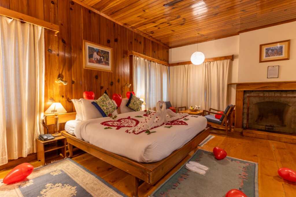 Hotel Negis May Flower ( a Heritage Since 1965) — фото 1