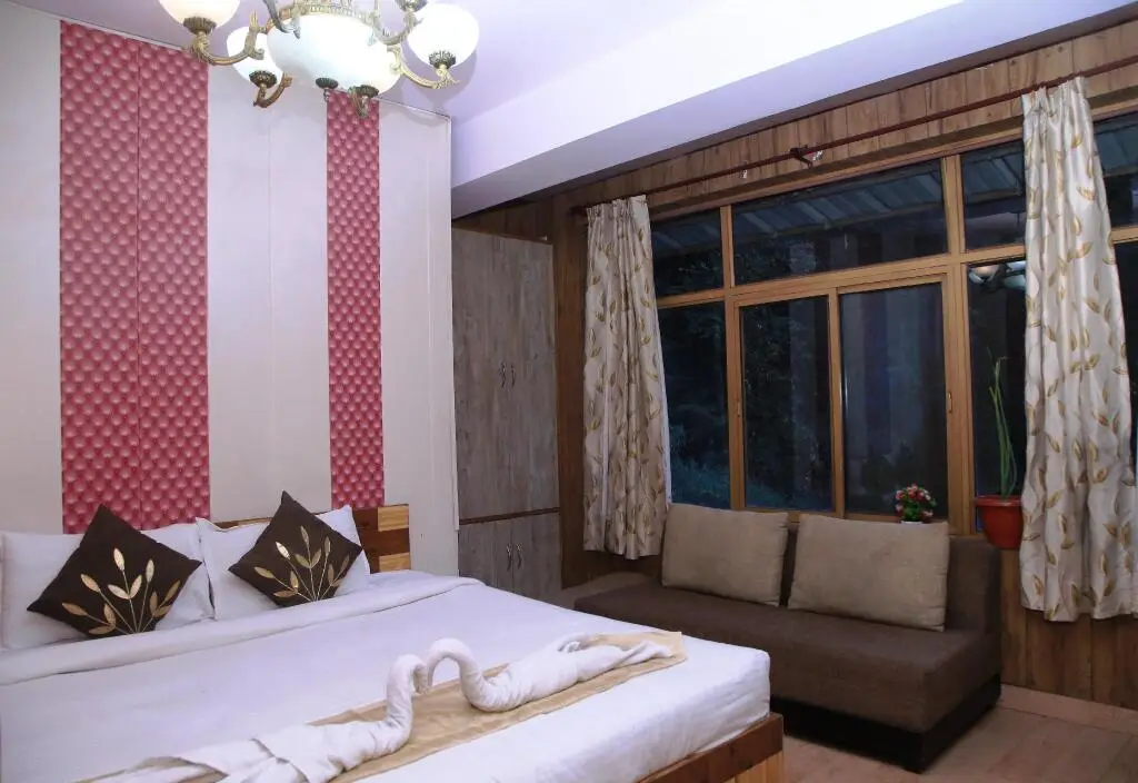 Шимла: Pinewood Cottages & Spa Shimla