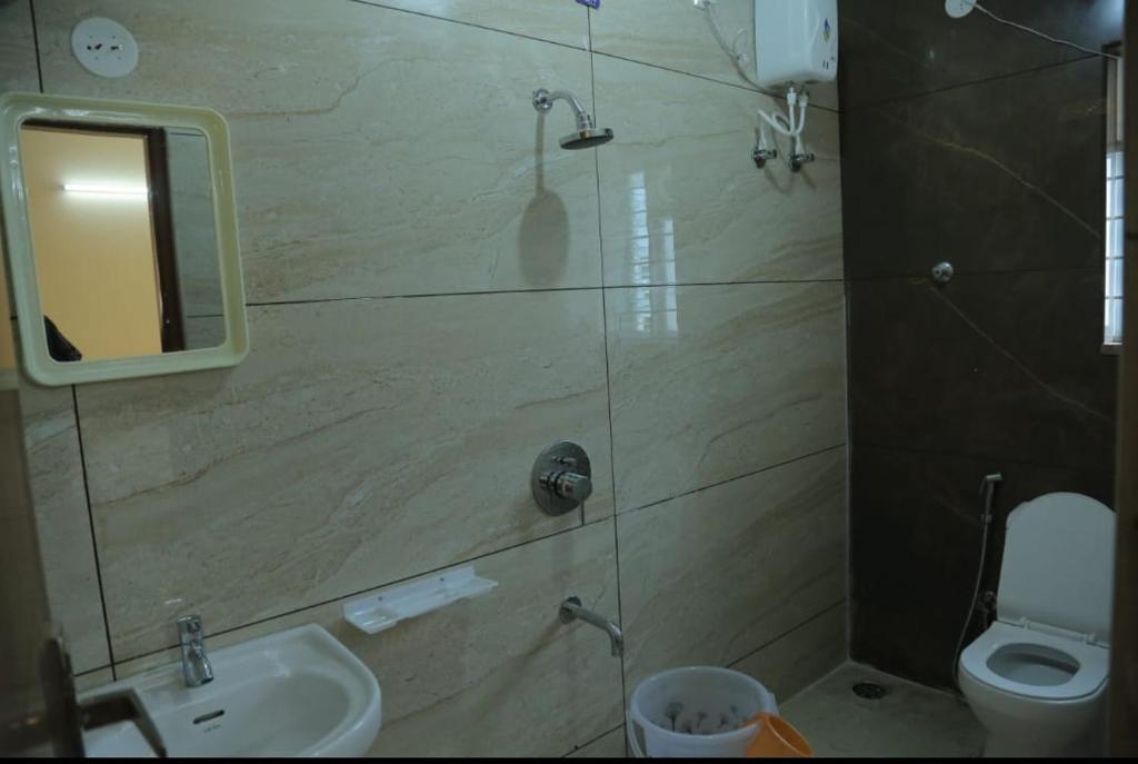 Тирупати: S V Home Stay