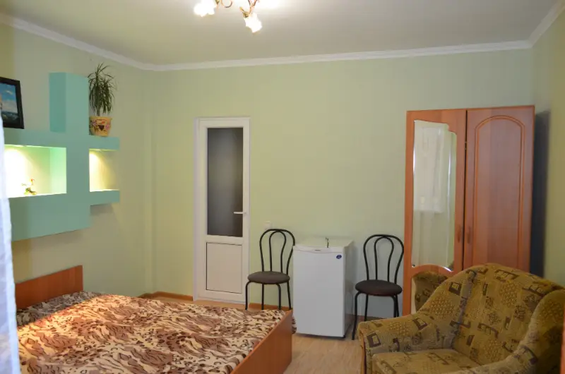Алушта: Cottage Selena