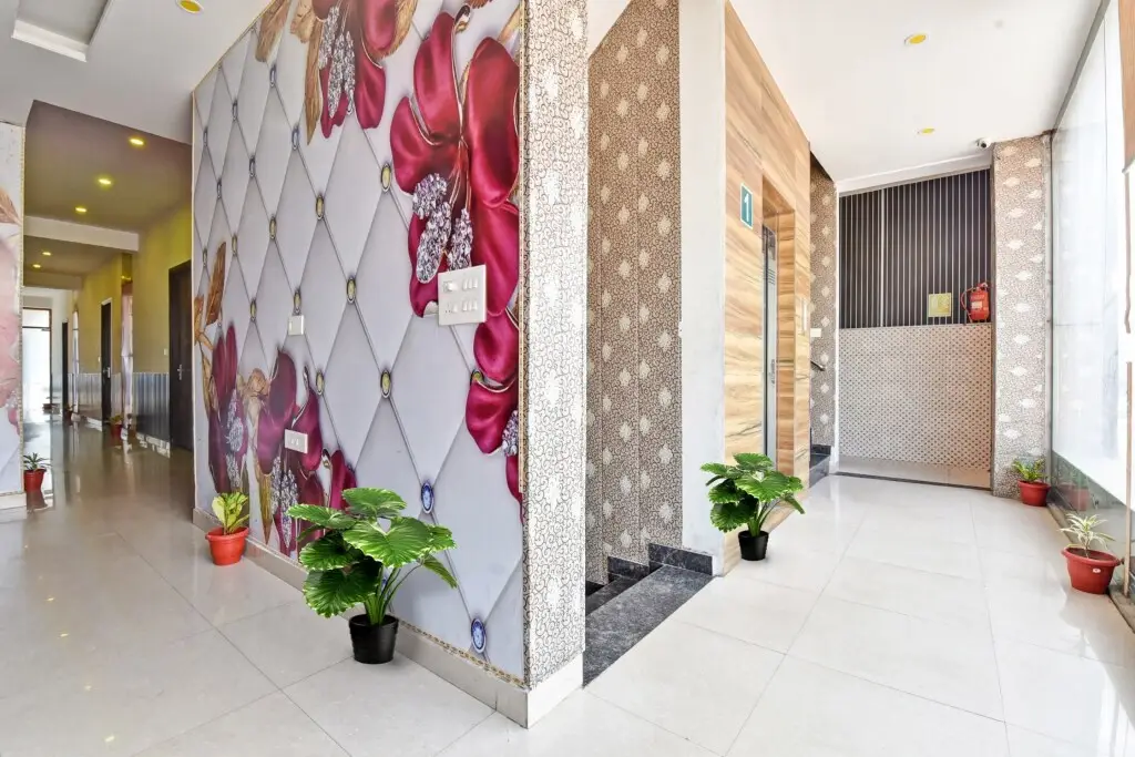 Зиракпур: Capital O 86466 Hotel Pearl Grand