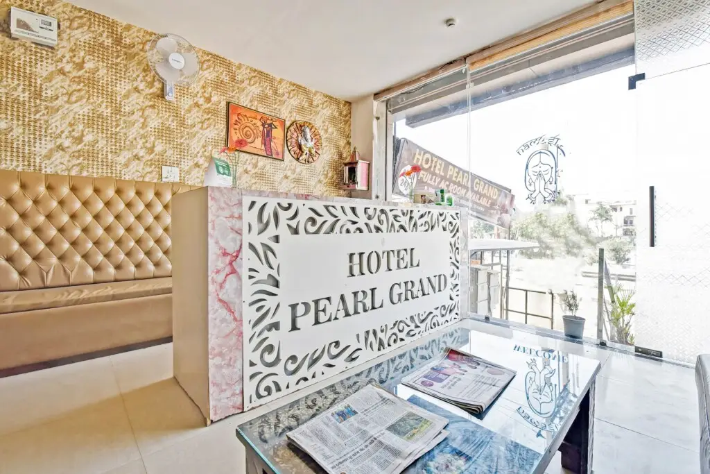Зиракпур: Capital O 86466 Hotel Pearl Grand
