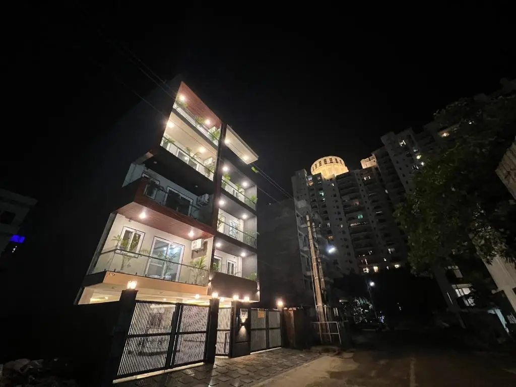Lime Tree Two Bhk Service Apartment Golf Course Road Gurgaon — фото 1
