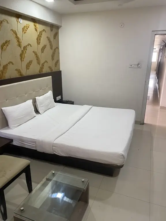Hotel Galaxy Park — фото 1