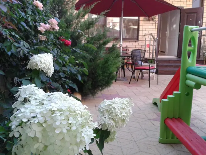 Анапа: Guest House Elza