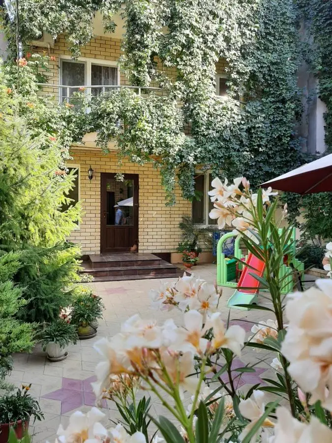 Анапа: Guest House Elza