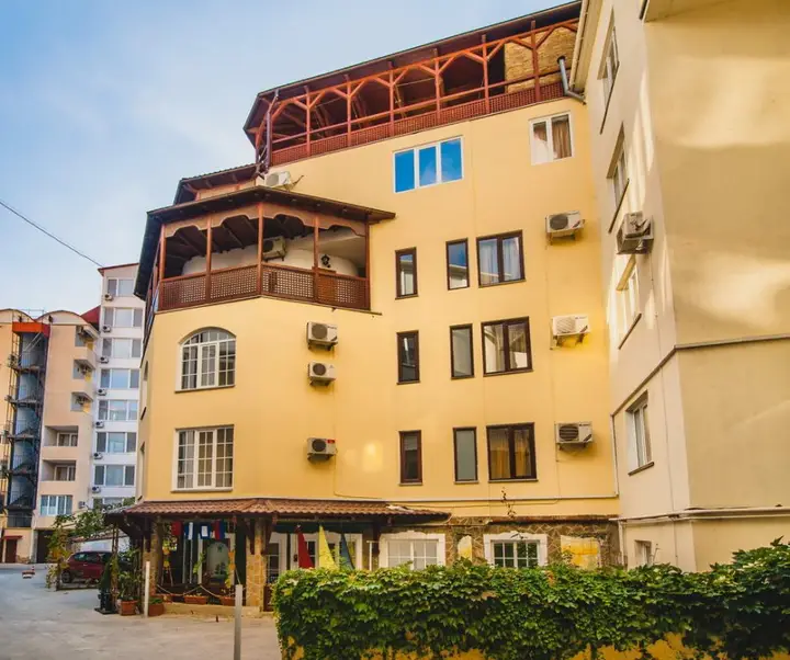 Ялта: Divo Guest House near sea
