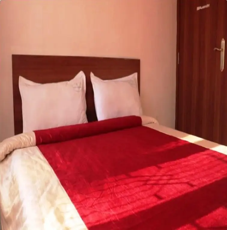 Кодайканал: Hotel Sharma Residency Kodaikanal