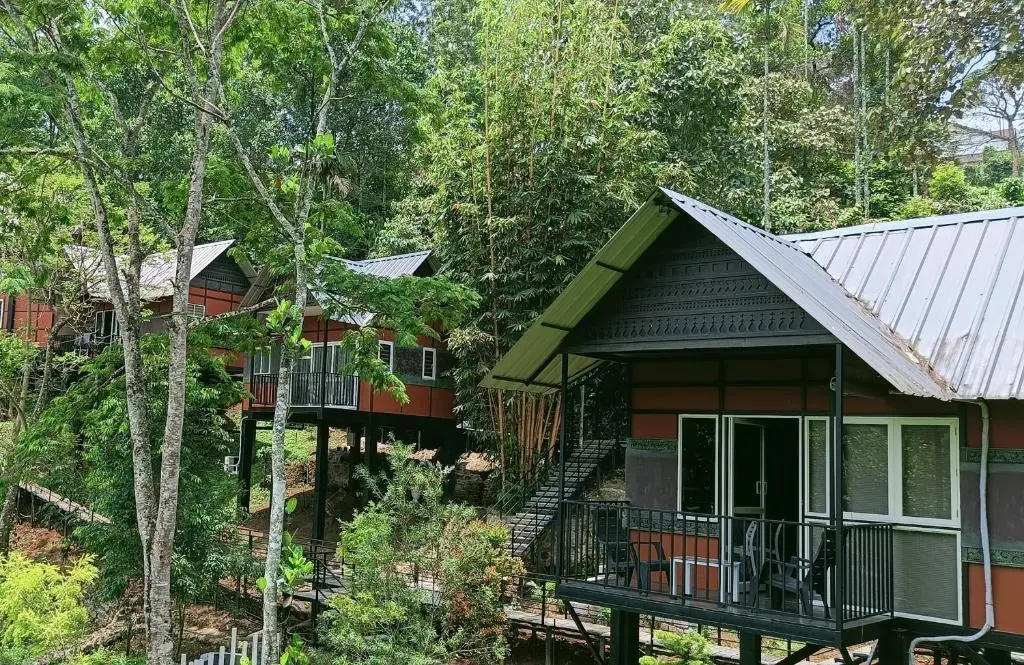 Муннар: Santhi Hill View Resort