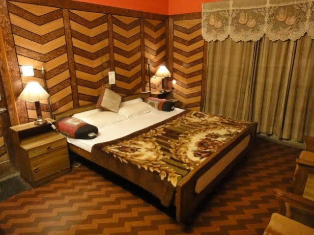 Наинитал: Hotel Ankur Plaza