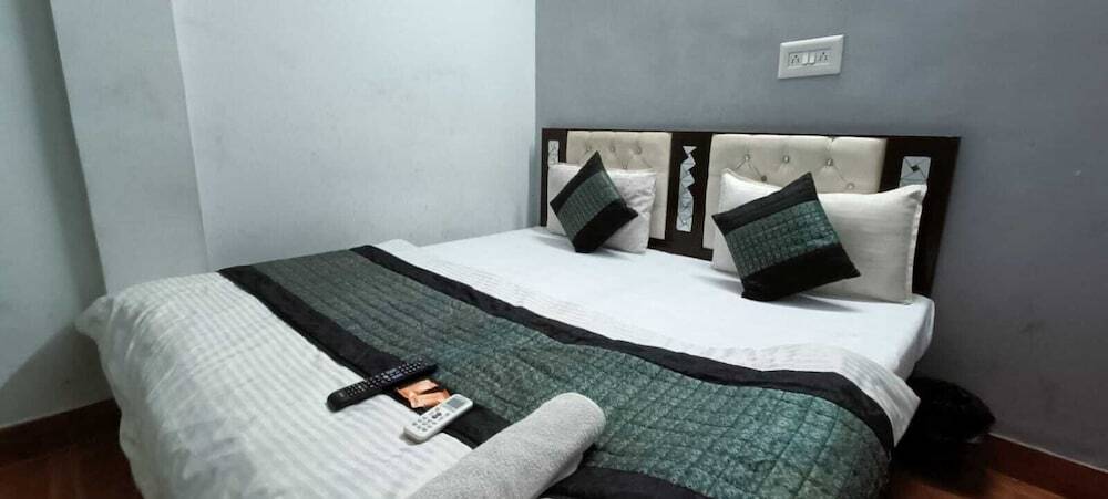 Нью-Дели: Prince Risedency