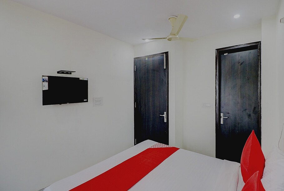 Нью-Дели: Roomshala Hotel Starlight