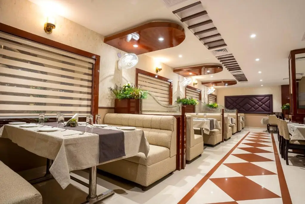 Rohtak: Hotel the Rivaaj