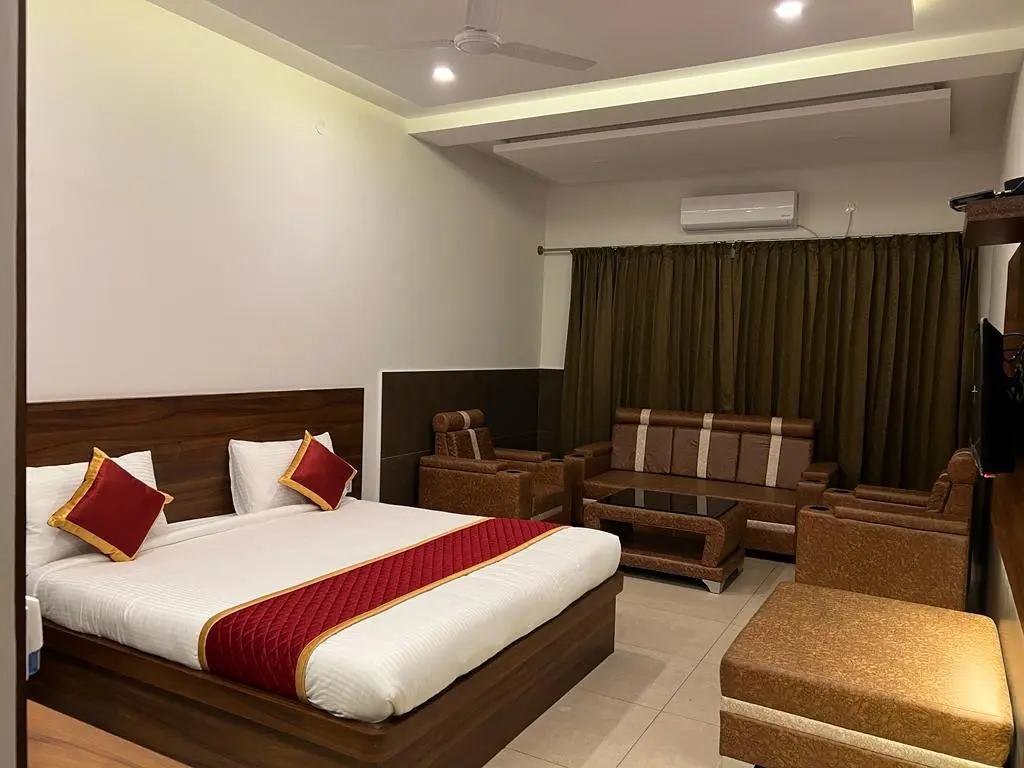 Сагаракатте: Hotel Royal Comforts