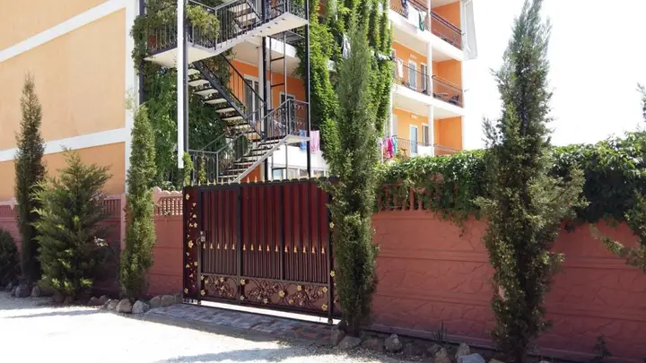 Судак: Emil Guest House