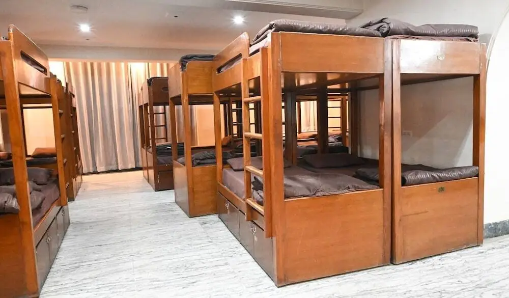 Варанаси: Pearl Courtyard Dormitory