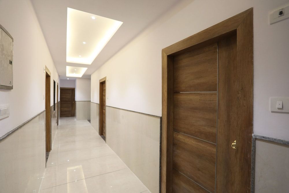 Нью-Дели: Hotel IBY