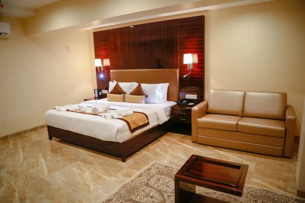 Калангут: FabHotel Sarala Crown Calangute Beach