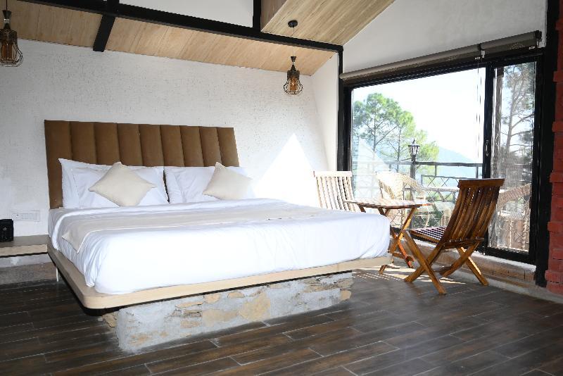 Чубаттакхал: Tatvam Resort Lansdowne