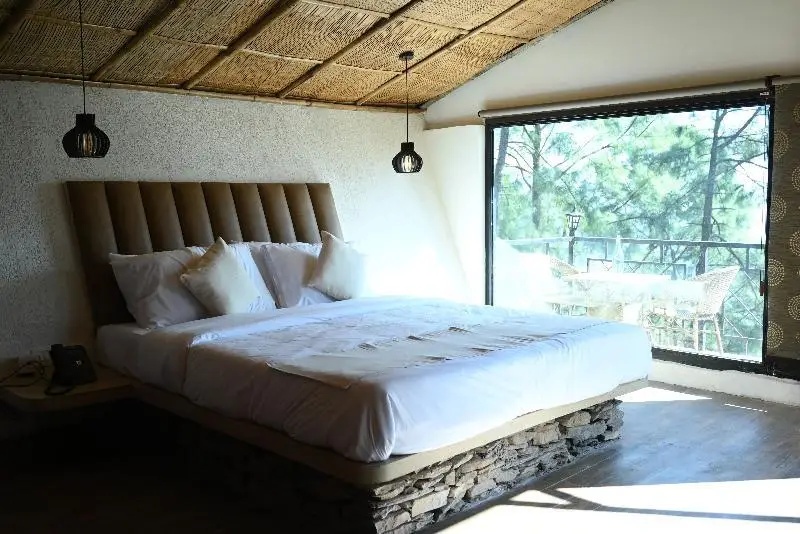 Чубаттакхал: Tatvam Resort Lansdowne